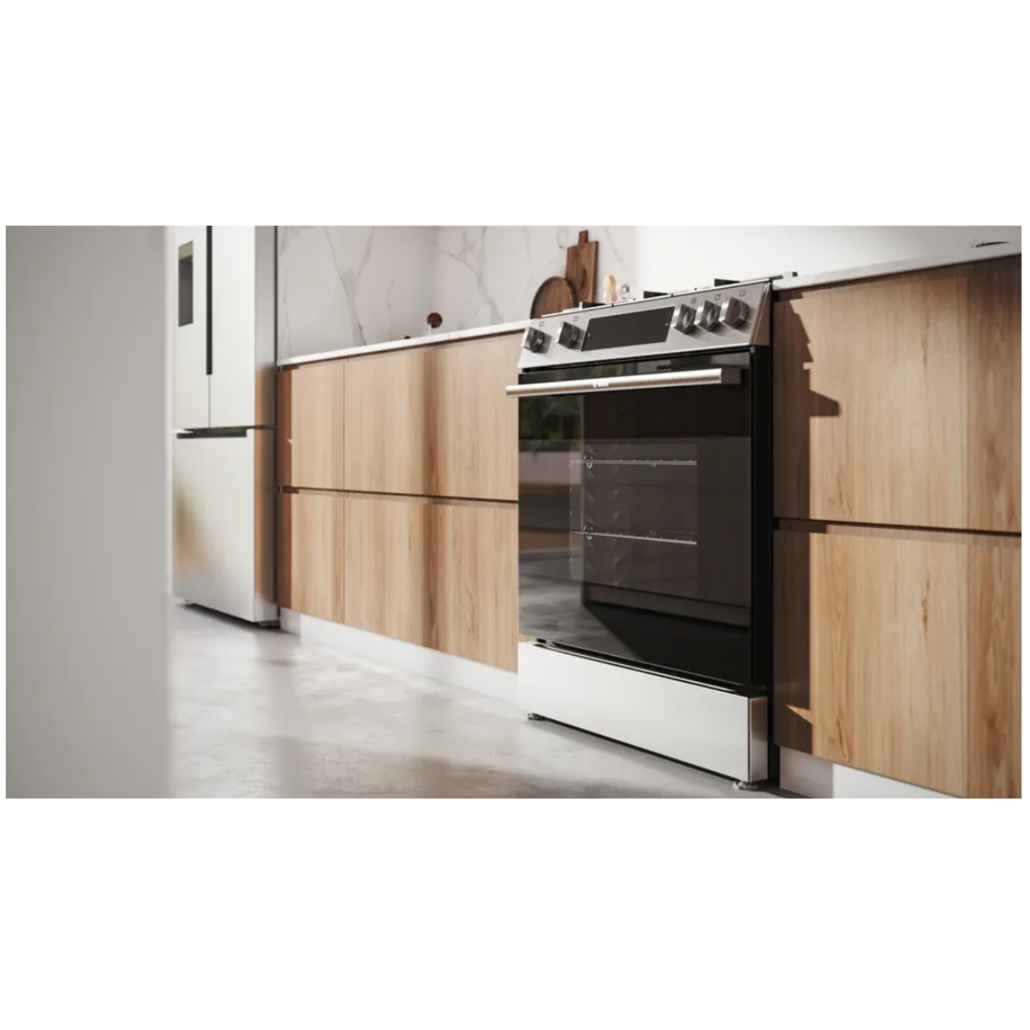 Bosch - 5.8 cu. ft Gas Range in Stainless - HGF1050MUC