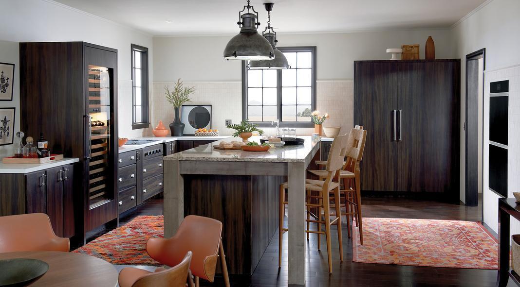 Sub-Zero - 36 Inch 21.4 cu. ft Built In / Integrated Refrigerator in Panel Ready - IC-36R-LH