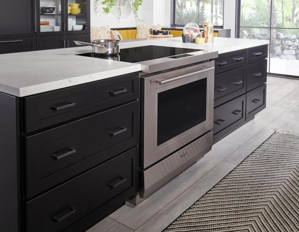 Wolf - 6.3 cu. ft Induction Range in Stainless - IR36550/S/T