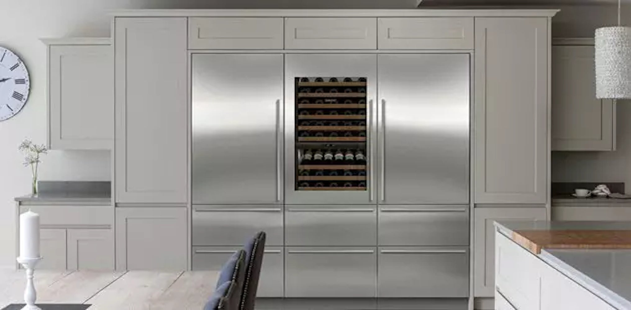 Sub Zero - 30 Inch 15.6 cu. ft Bottom Mount Refrigerator in Stainless - IT-30CIID-LH