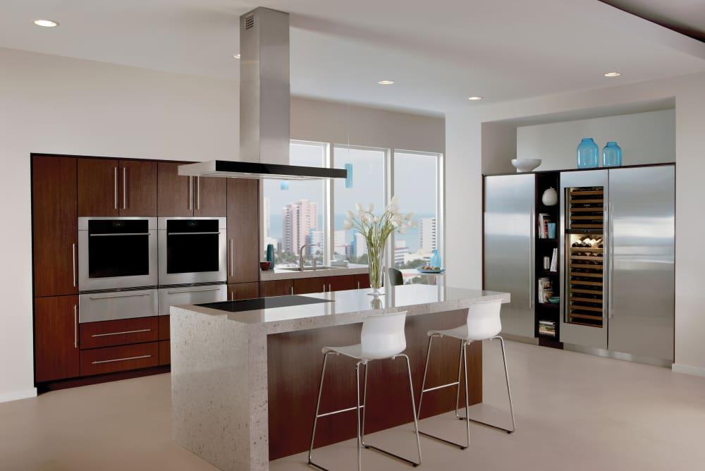 Sub-Zero - 24 Inch 102 Bottle Wine Fridge Refrigerator in Stainless - IW-24-LH