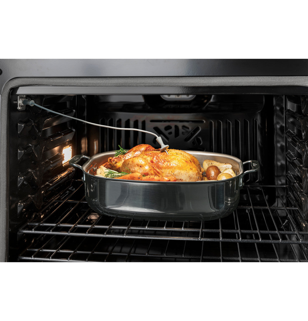 GE - 4.3 cu. ft Single Wall Oven in Black - JKS5000DVBB