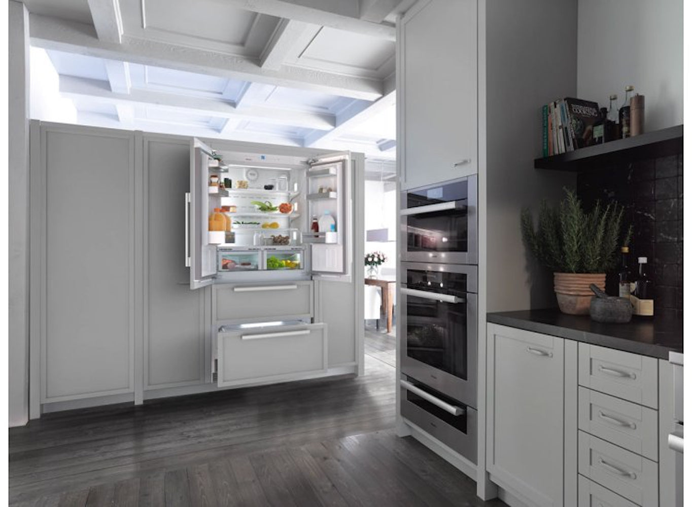 Miele - 35.9 Inch 18.3 cu. ft Built In / Integrated Refrigerator in Panel Ready - KFNF 9959 IDE