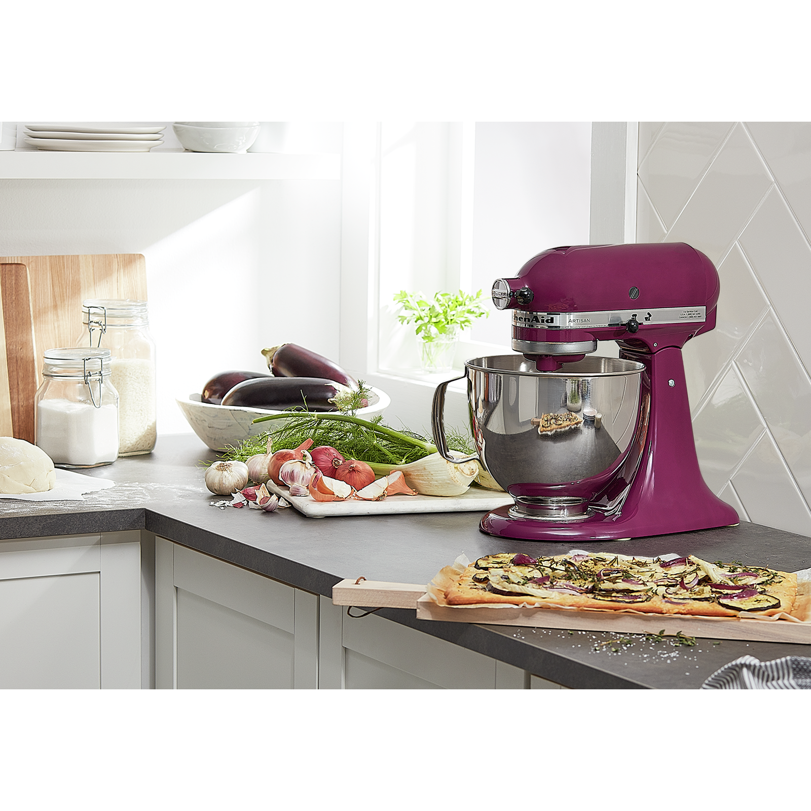 KitchenAid - 5 Quarts Tilt-head Mixer in Red - KSM150PSBY