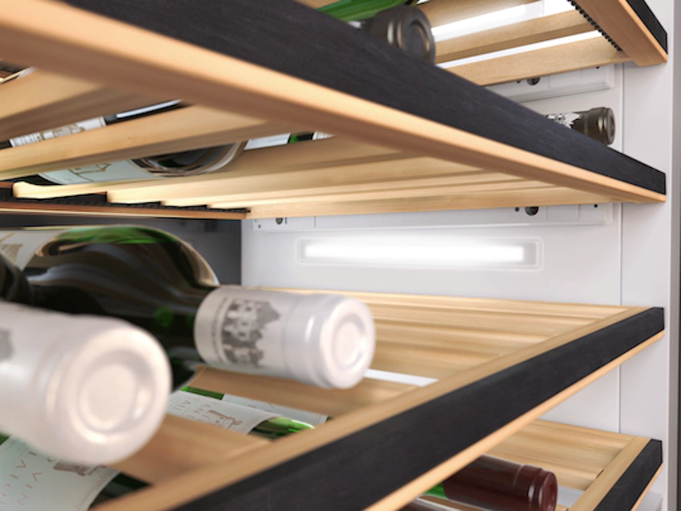 Miele - 23.75 Inch 13.38 cu. ft Wine Fridge Refrigerator in Panel Ready - KWT2612VI