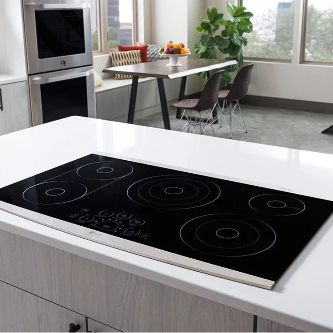 LG - 30.8 Inch Electric Cooktop in Stainless - LSCE305ST