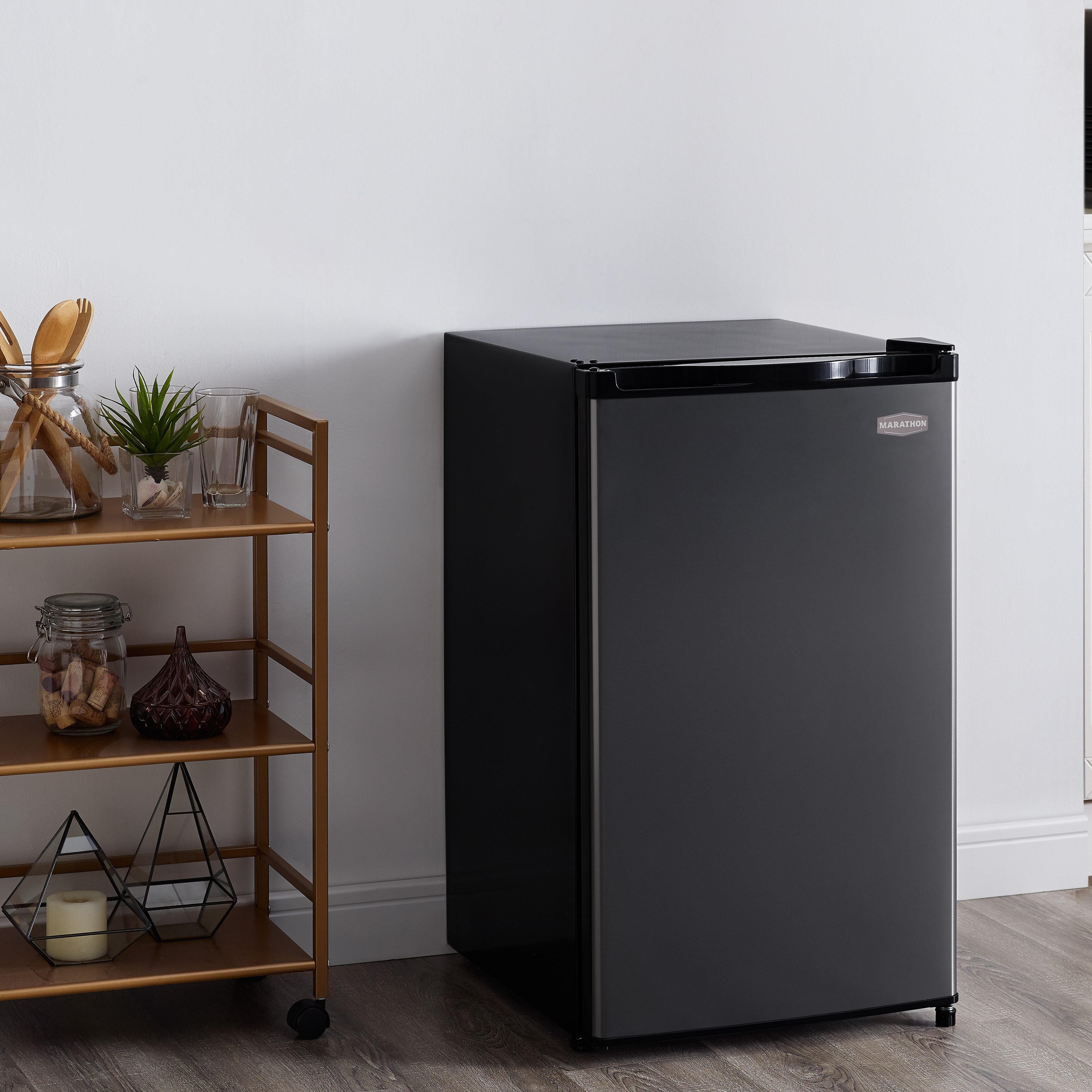 Marathon - 19.7 Inch 4.4 cu. ft Mini Fridge Refrigerator in Black Stainless - MAR46BLS