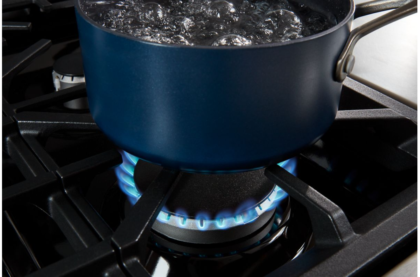 Maytag - 5 cu. ft Gas Range in Stainless - MFGS6030RZ