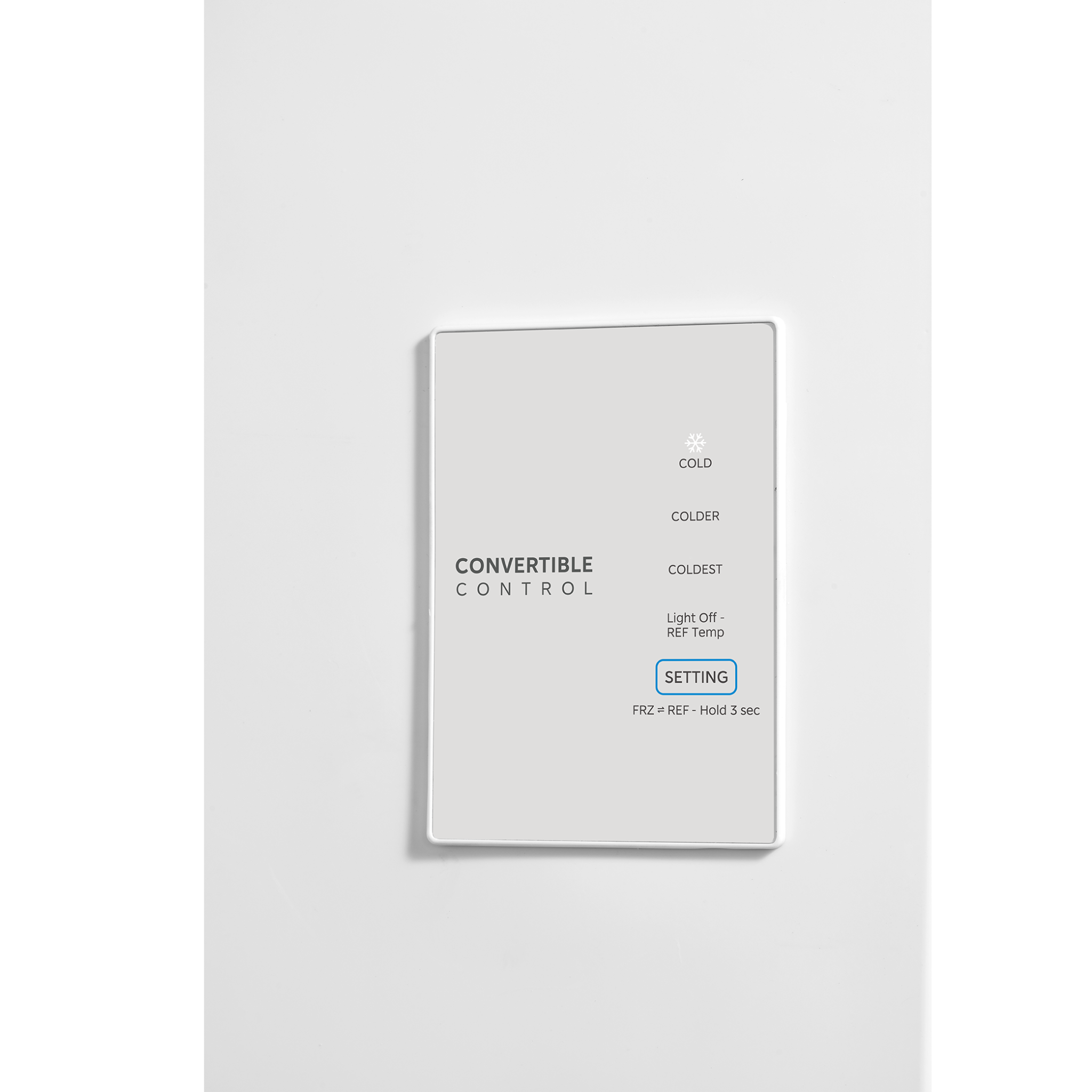 Midea - 20.5 cu. Ft Upright Freezer in White - MRU21F6AWW