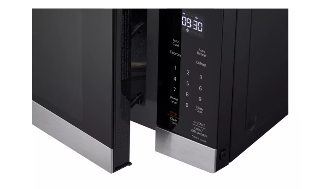 LG - 0.9 cu. Ft Counter top Microwave in Stainless - MSER0990S