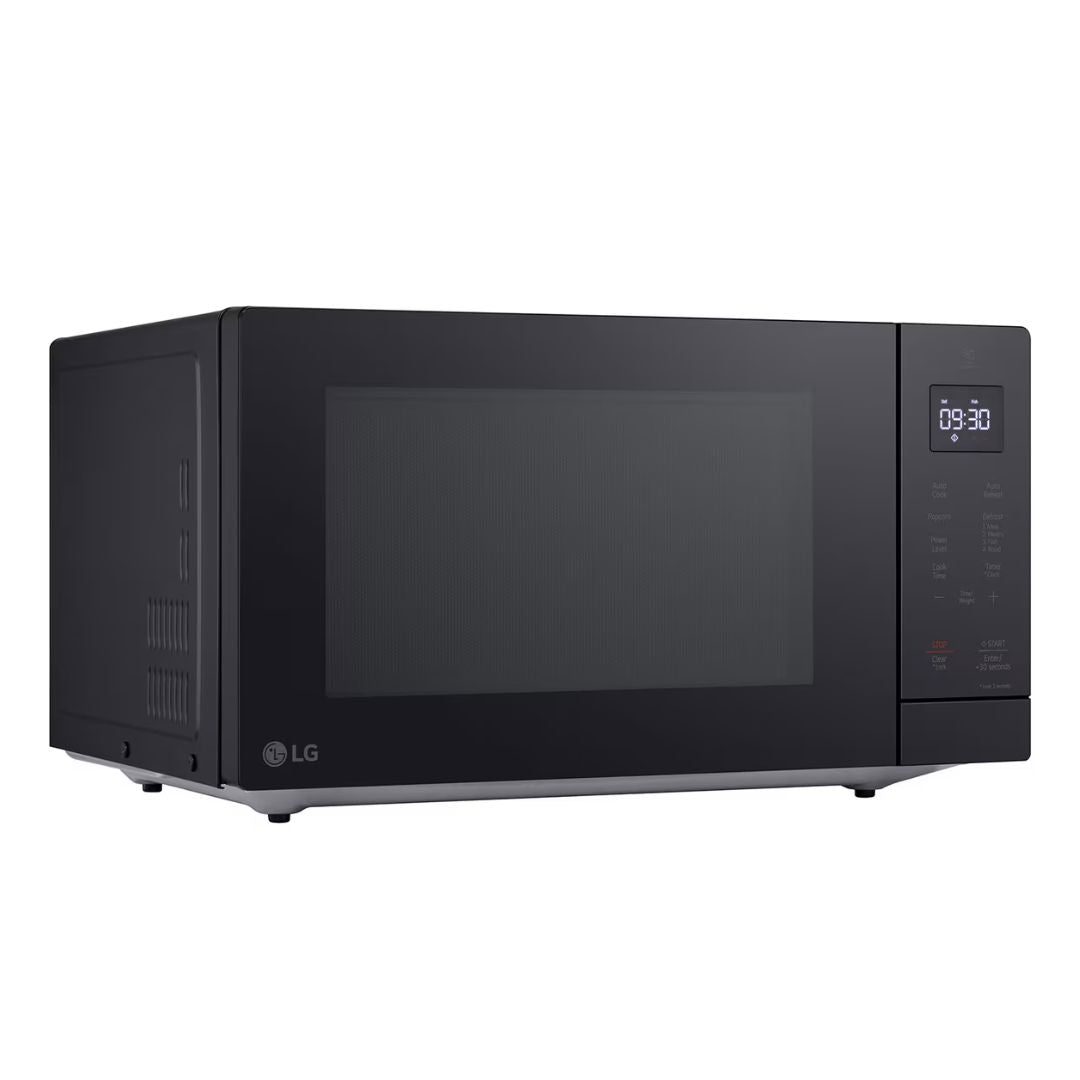 LG - 1.1 cu. Ft Counter top Microwave in Black - MSER1130B