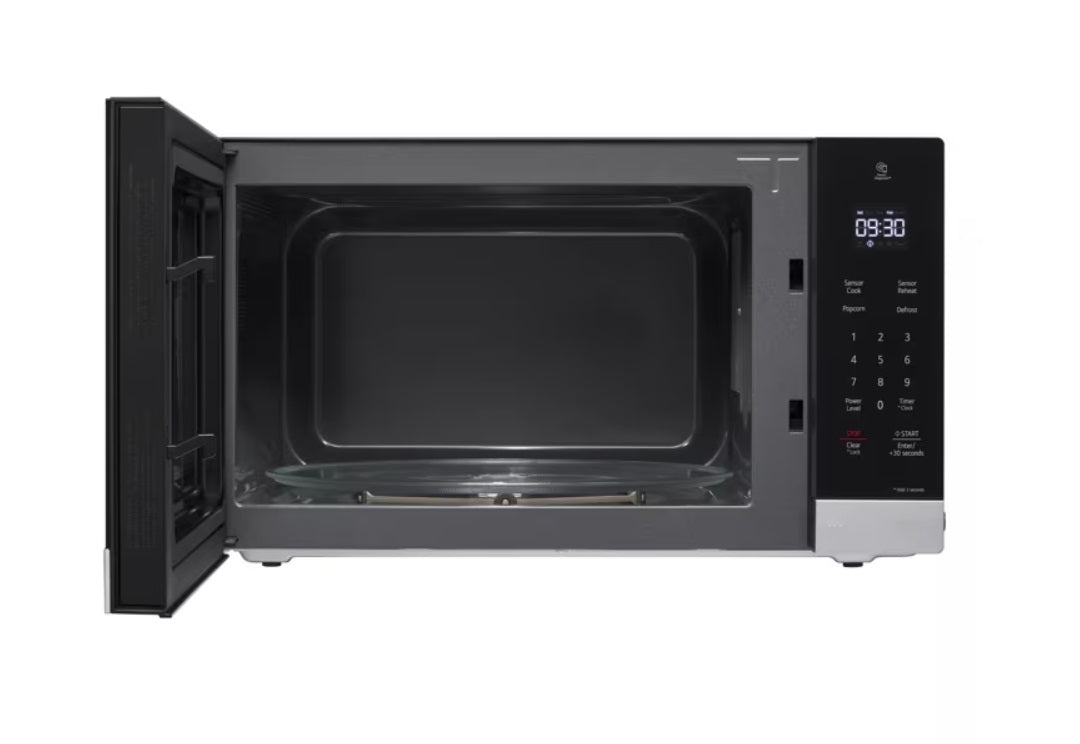 LG - 1.5 cu. Ft Counter top Microwave in Stainless - MSER1590S