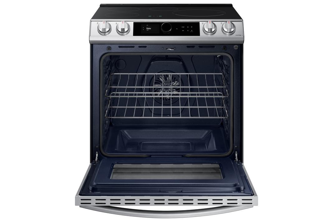 Samsung - Bespoke 6.3 cu. ft Induction Range in Stainless - NE63T8911SS