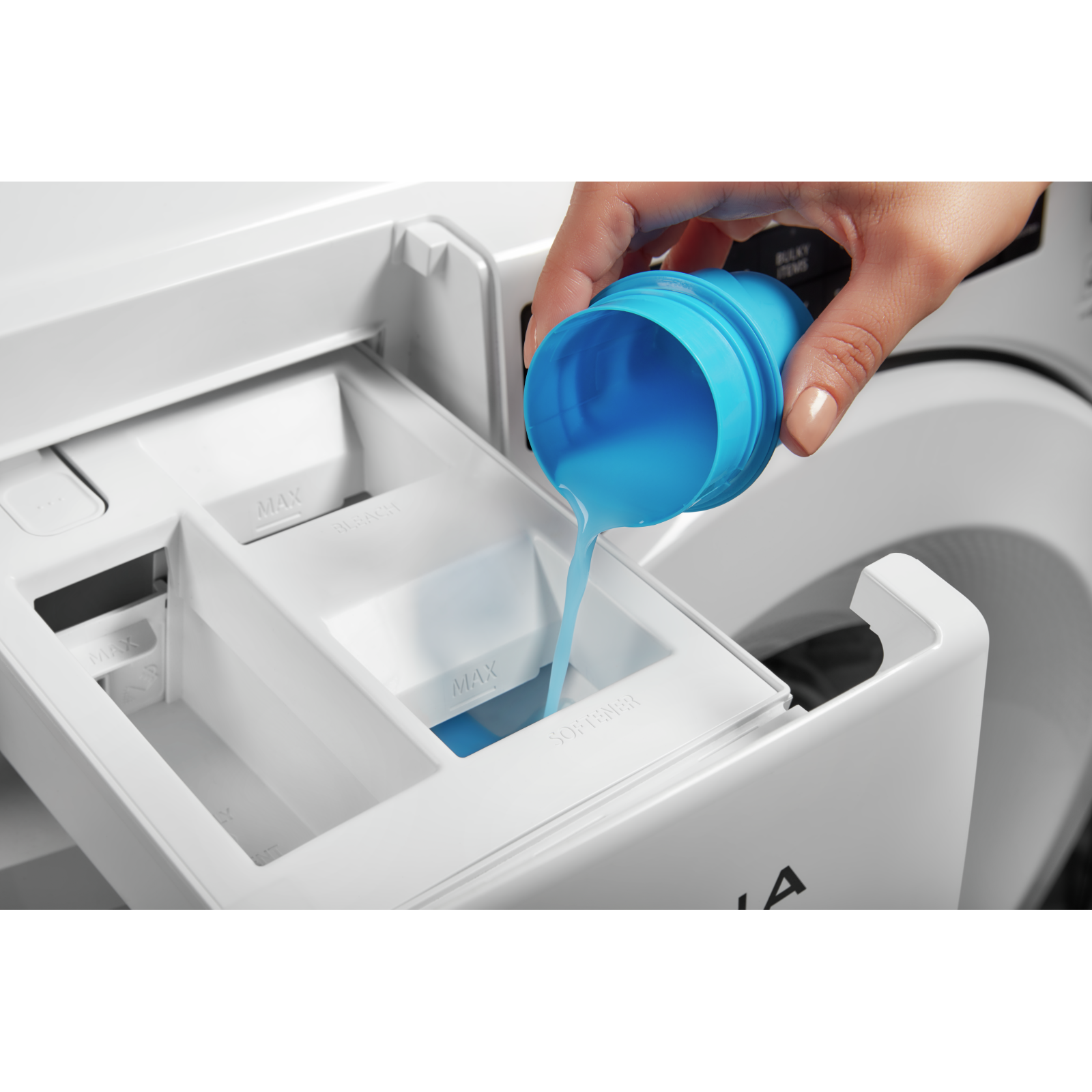 Amana - 5 cu. Ft Front Load Washer in White - NFW5800HW