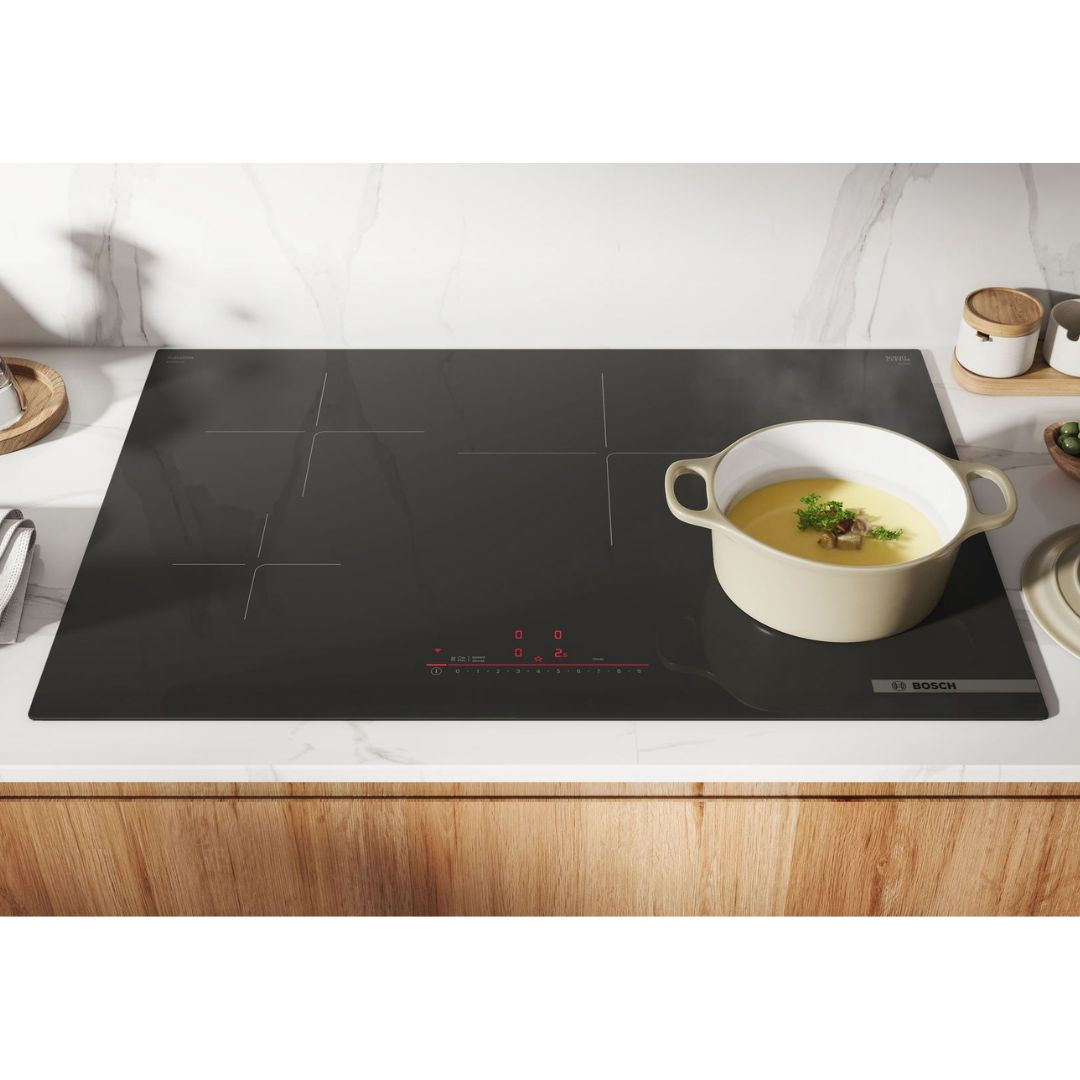 Bosch - 31 Inch Induction Cooktop in Black - NIT5063UC