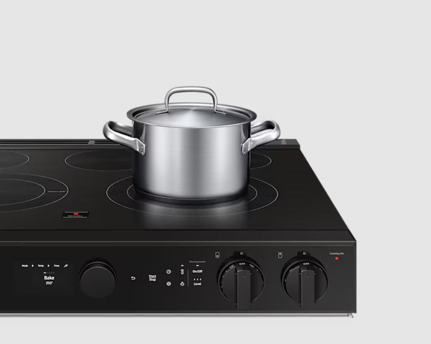 Samsung - 6.3 cu. ft Electric Range in White - NSE6DB850012AC