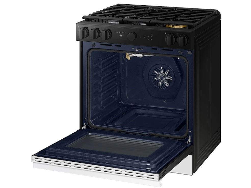 Samsung - 6 cu. ft Gas Range in White - NSG6DB870012AA