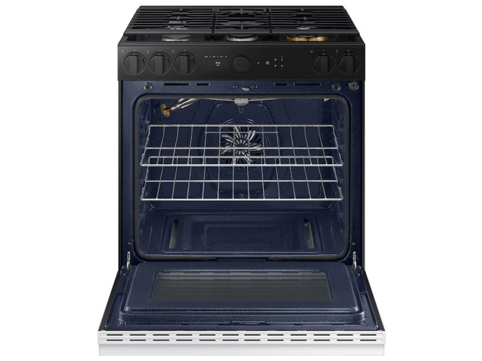 Samsung - 6 cu. ft Gas Range in White - NSG6DB870012AA