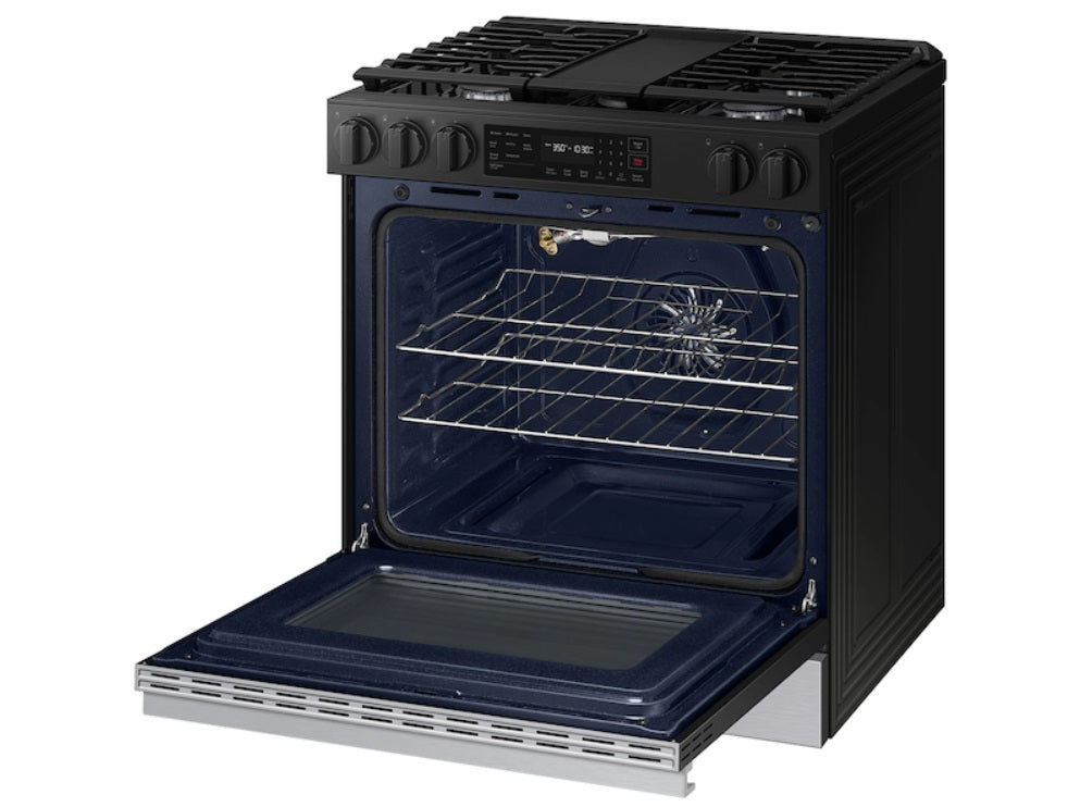 Samsung - 6 cu. ft Gas Range in Stainless - NSG6DG8300SRAA