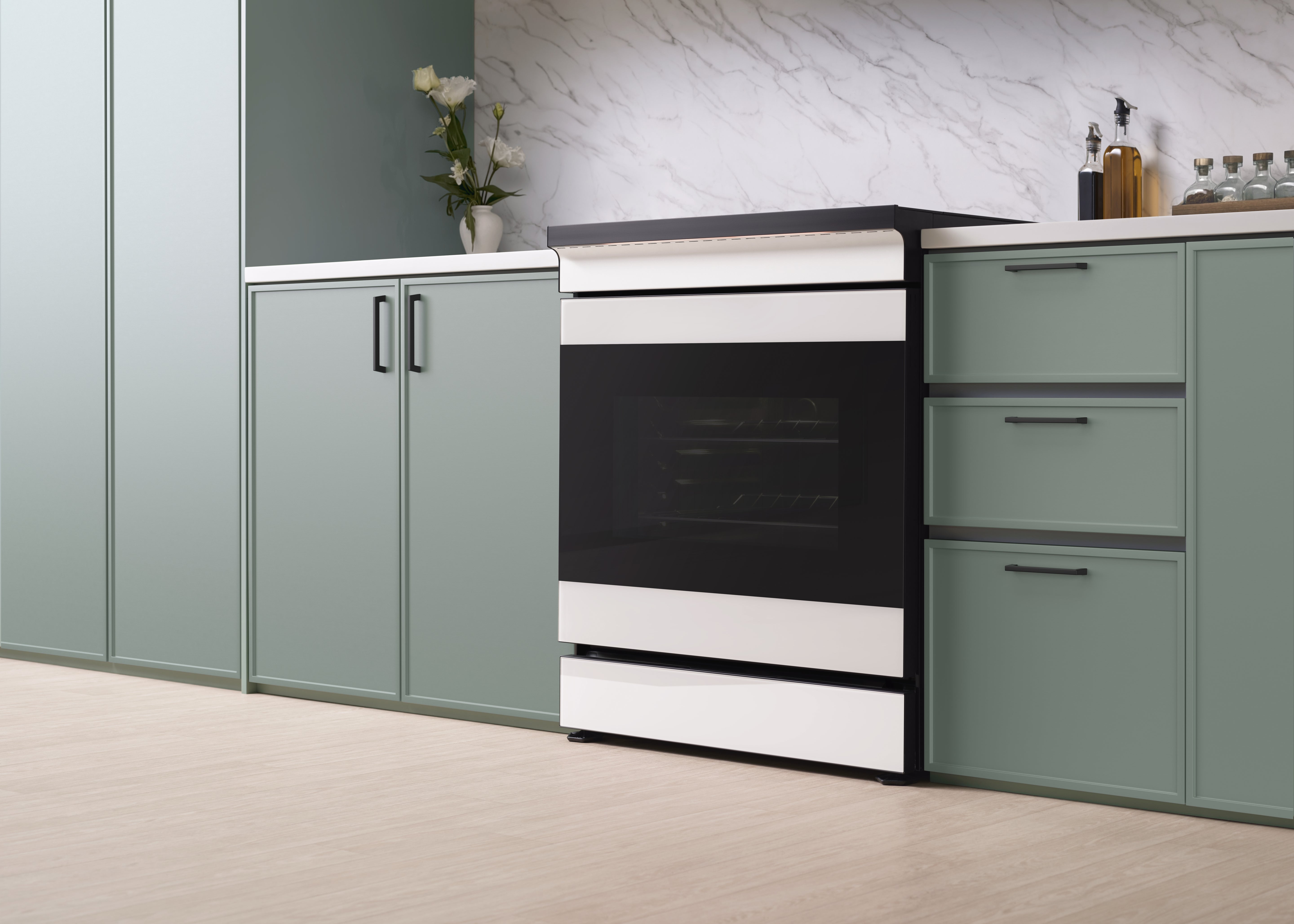 Samsung - 6.3 cu. ft Induction Range in White - NSI6DB990012AC