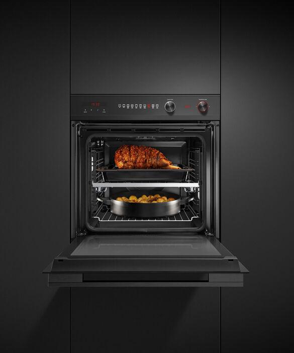 Fisher Paykel - 3 cu. ft Single Wall Wall Oven in Black - OB24SCD9PB1