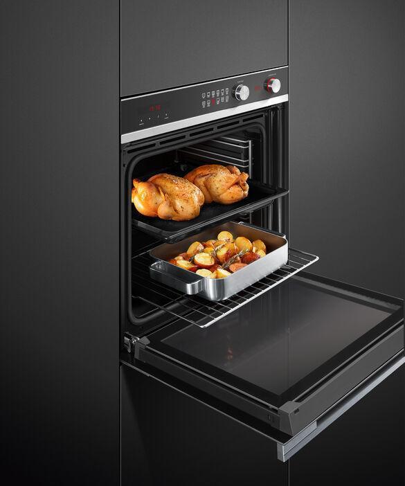 Fisher Paykel - 3 cu. ft Single Wall Wall Oven in Stainless - OB24SCDEX1