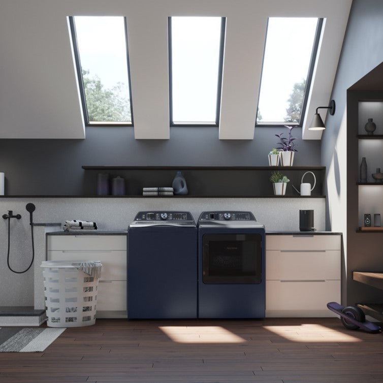 GE Pro - 5.4 cu. Ft Top Load Washer in Sapphire Blue - PTW800BPWRS