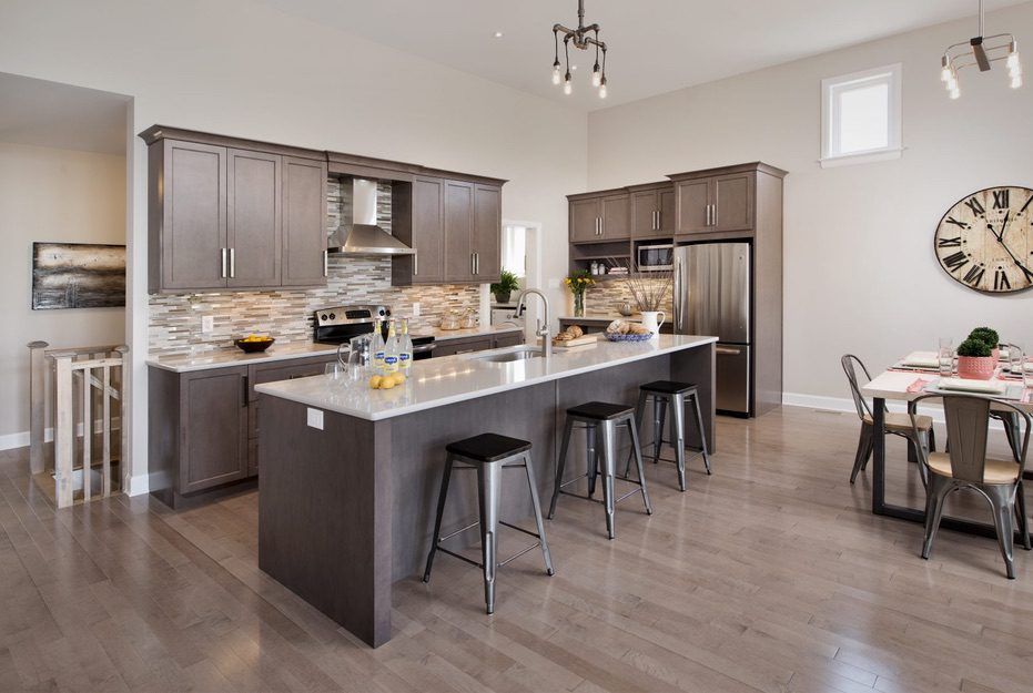 Cyclone - 29.62 Inch 550 CFM Wall Mount and Chimney Range Vent in Stainless (Open Box) - SCB51930