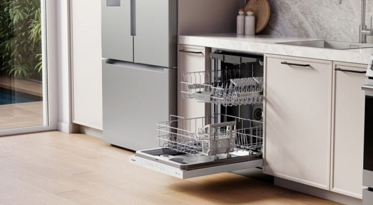 Bosch - 46 dBA Built In Dishwasher in White - SHP53EM2N