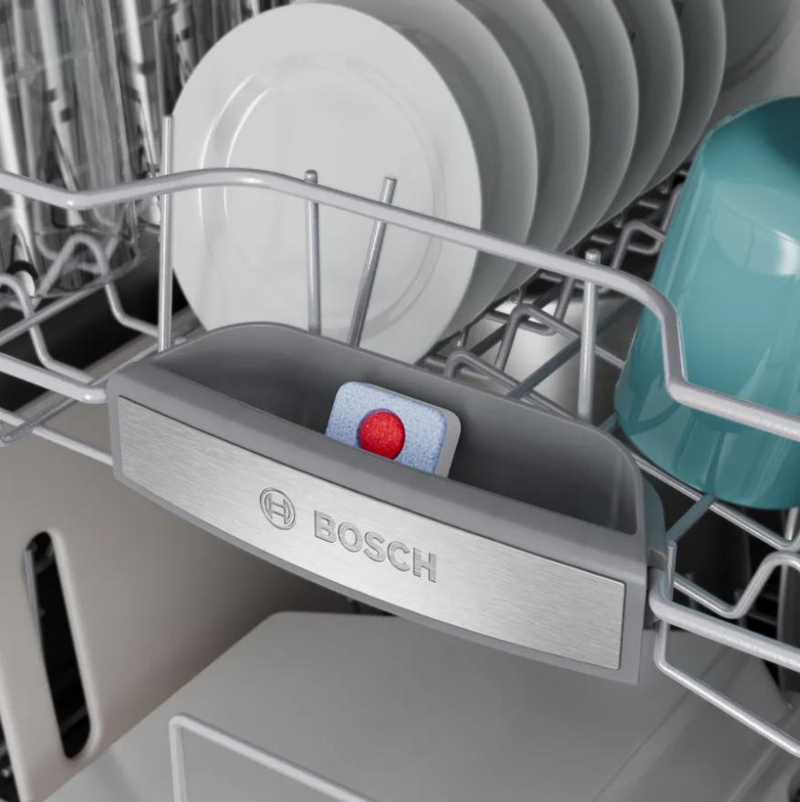 Bosch - 44 dBA Built In Dishwasher in Stainless - SHP65DM5N