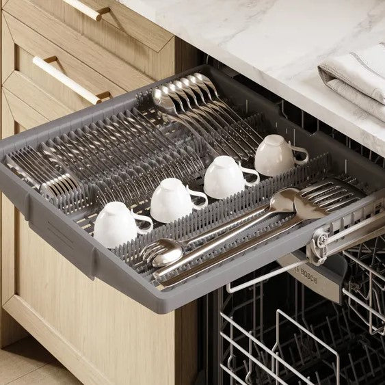 Bosch - 42 dBA Built In Dishwasher in Stainless - SHP78DM5N