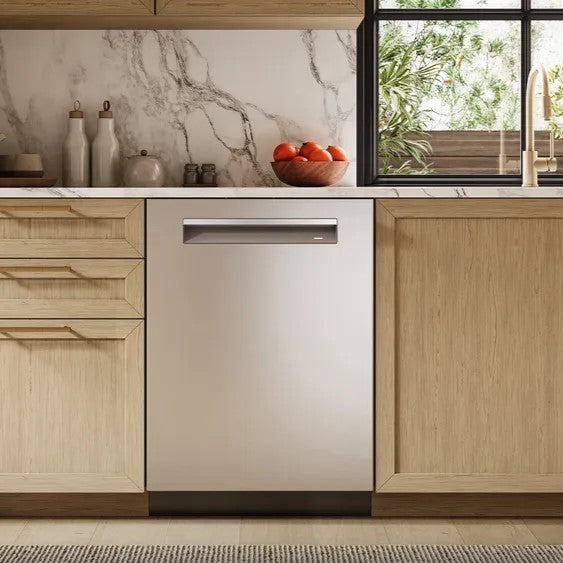 Bosch - 42 dBA Built In Dishwasher in Stainless - SHP78DM5N