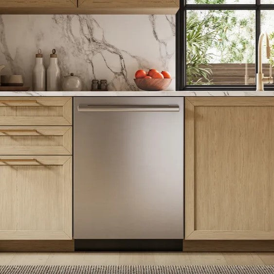 Bosch - 42 dBA Built In Dishwasher in Stainless - SHX78DM5N