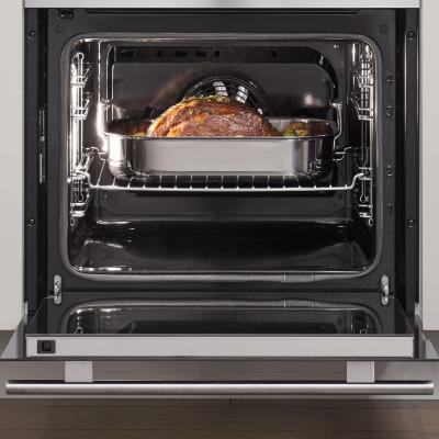 Wolf - 2.4 cu. ft Single Wall Oven in Stainless - SO24TE/S/TH