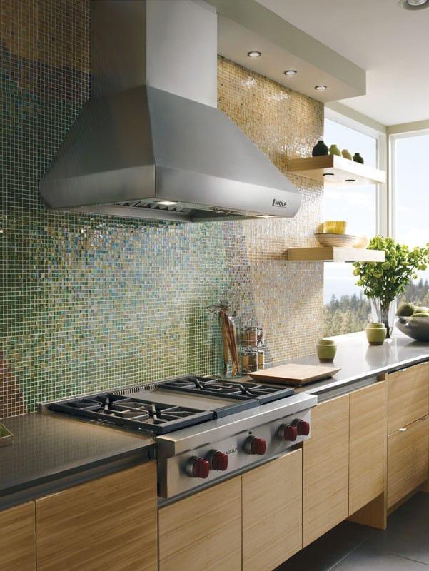 Wolf - 35.875 inch wide Gas Cooktop in Stainless - SRT364G-LP