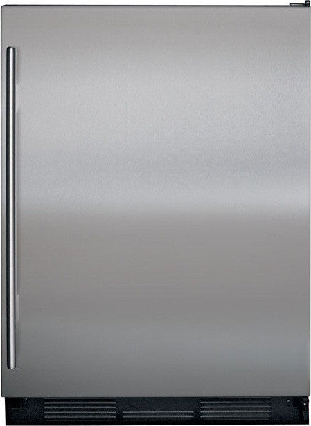 Sub-Zero - 23.875 Inch 4.7 cu.Ft Built In / Integrated Refrigerator in Panel Ready - UC-24C-RH