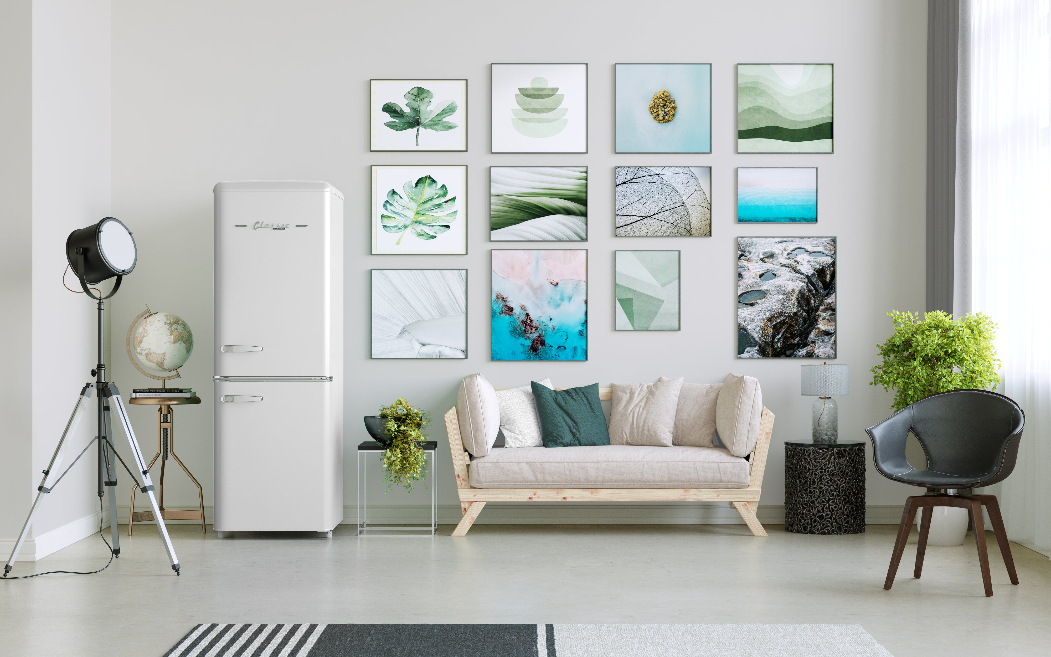 Unique Appliances - 21.6 Inch 7 cu. ft Bottom Mount Refrigerator in Marshmallow White - UGP-215L W AC