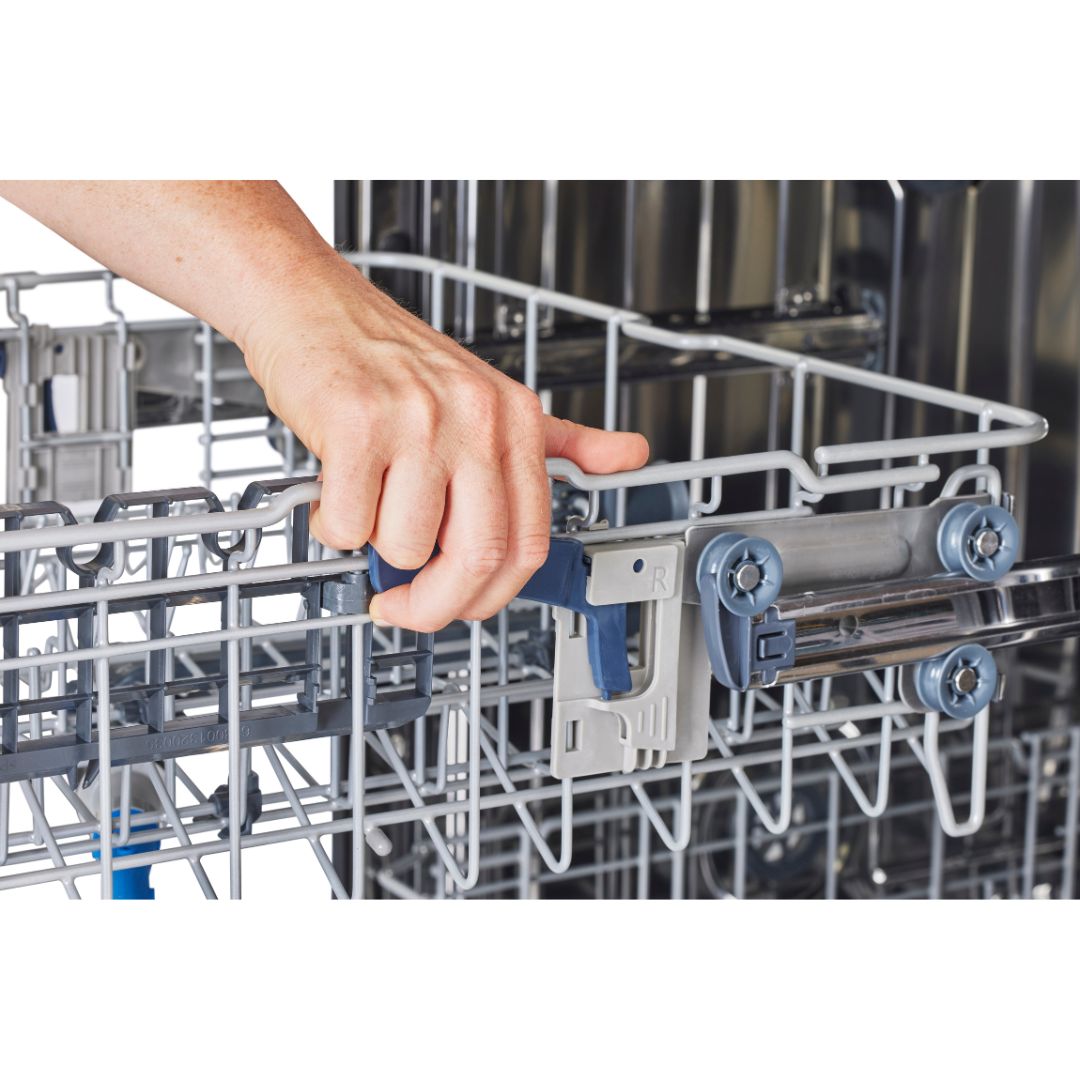 Unique Appliances - 45 dBA Built In Dishwasher in Midnight Black - UGP-24CR DW B