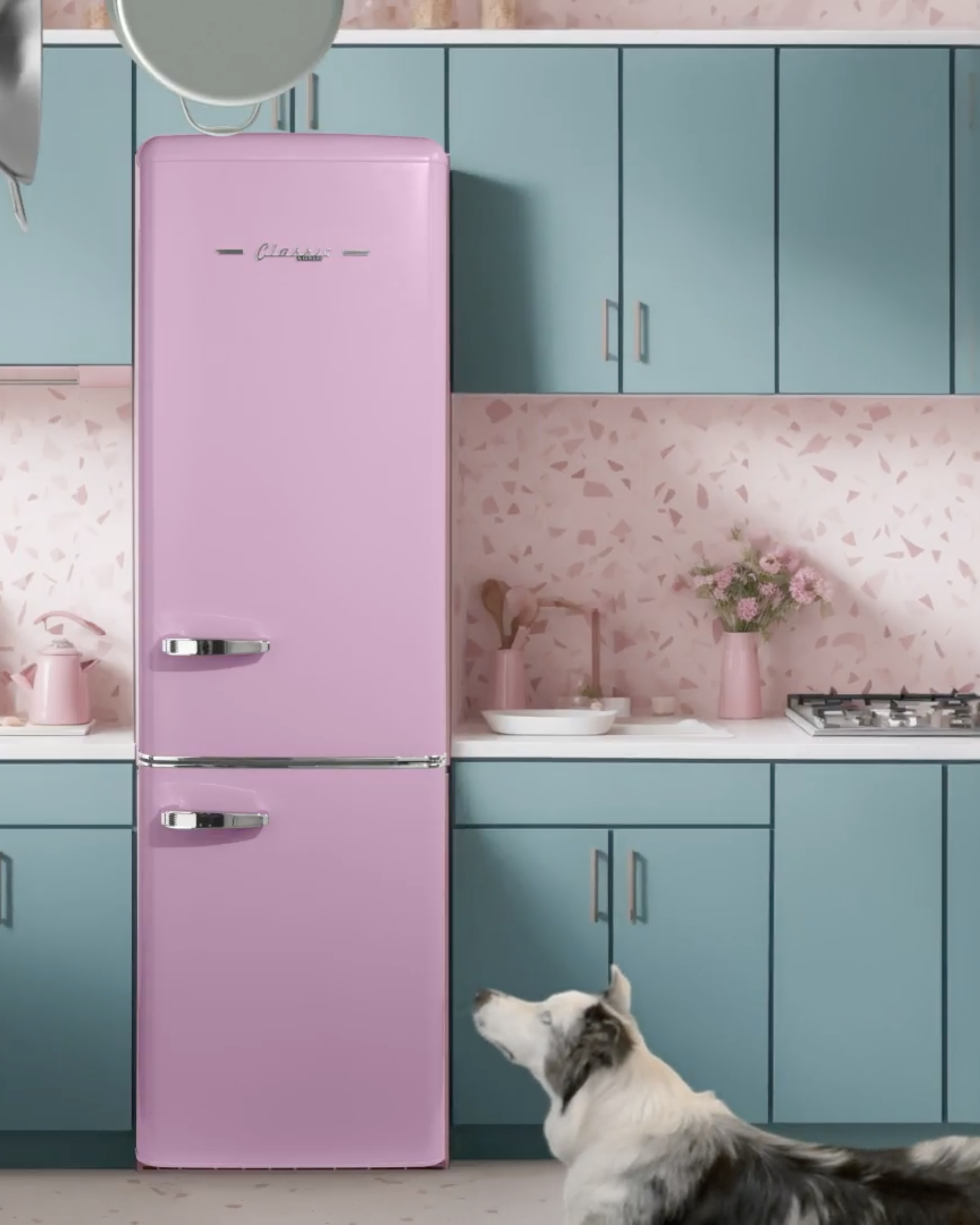 Unique Appliances - 21.6 Inch 8.7 cu. ft Bottom Mount Refrigerator in Bubblegum Pink - UGP-275L BP AC