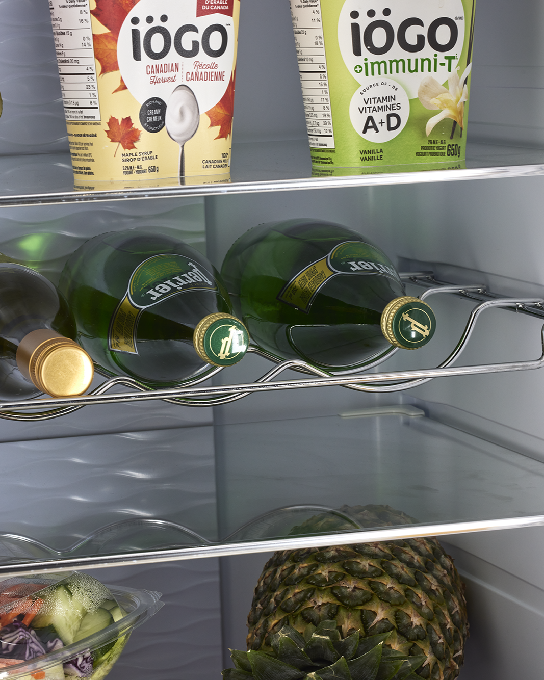 Unique Appliances - 23.4 Inch 11.4 cu. ft Bottom Mount Refrigerator in White - UGP-325L W