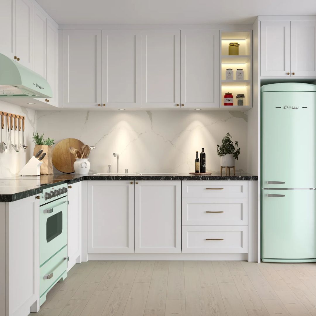 Unique Appliances - 23.8 Inch 11.7 cu. ft Bottom Mount Refrigerator in Mint Green - UGP-340L LG AC