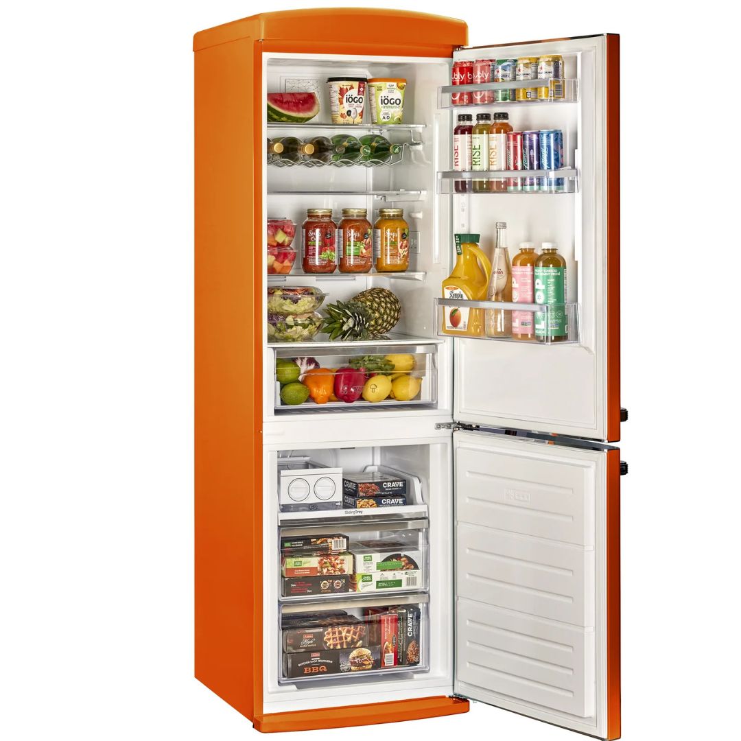 Unique Appliances - 23.8 Inch 11.7 cu. ft Bottom Mount Refrigerator in Creamsicle Orange - UGP-340L O AC