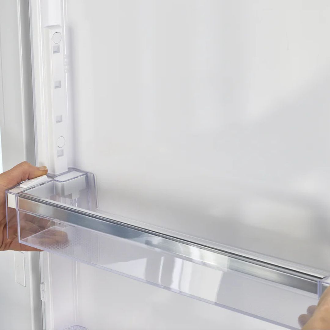 Unique Appliances - 23.8 Inch 11.7 cu. ft Bottom Mount Refrigerator in Marshmallow White - UGP-340L W AC