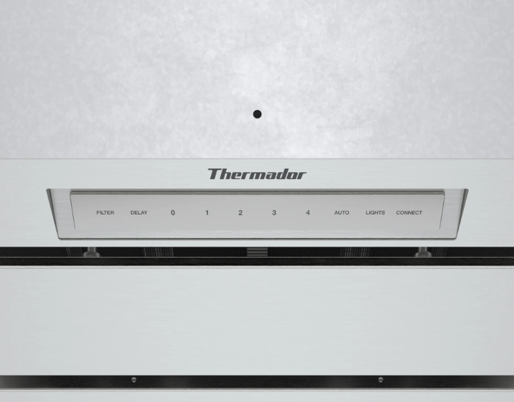 Thermador - 26.5 Inch 600 CFM Under Cabinet Range Vent in Stainless - VCI6B30ZS