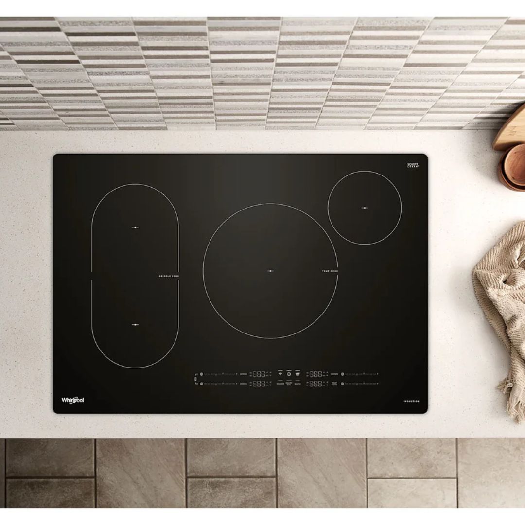 Whirlpool - 30.8 Inch Induction Cooktop in Black - WCIT7030SB