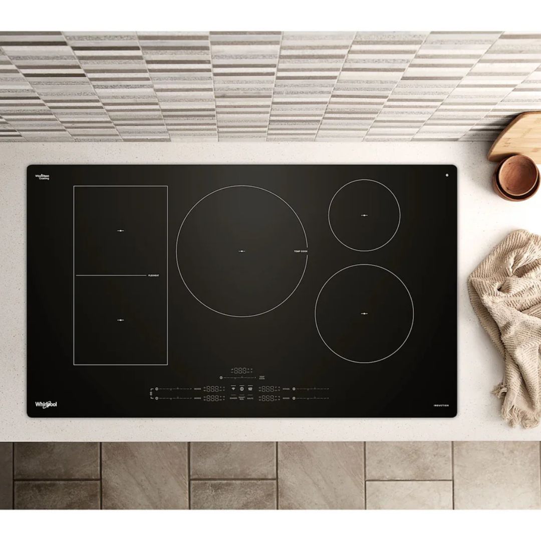 Whirlpool - 36.3 Inch Induction Cooktop in Black - WCIT7536SB