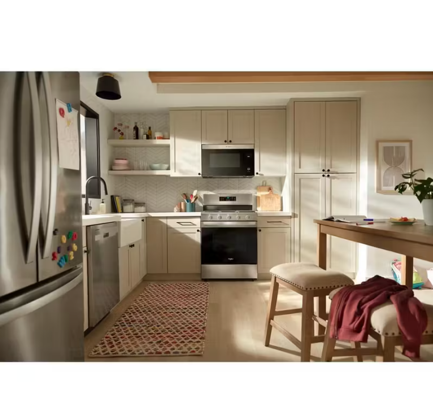 Whirlpool - 5 cu. ft Gas Range in Stainless - WFGS5030RZ