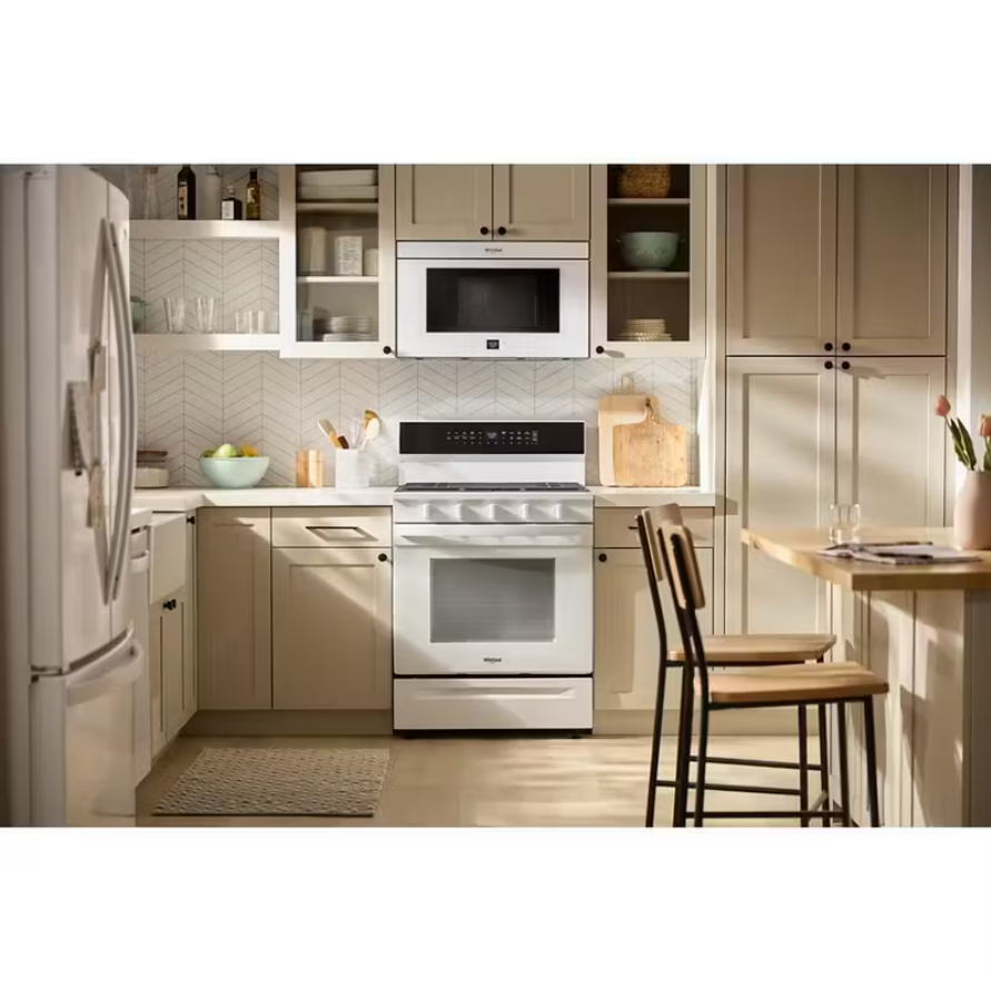 Whirlpool - 5 cu. ft Gas Range in White - WFGS7530RW
