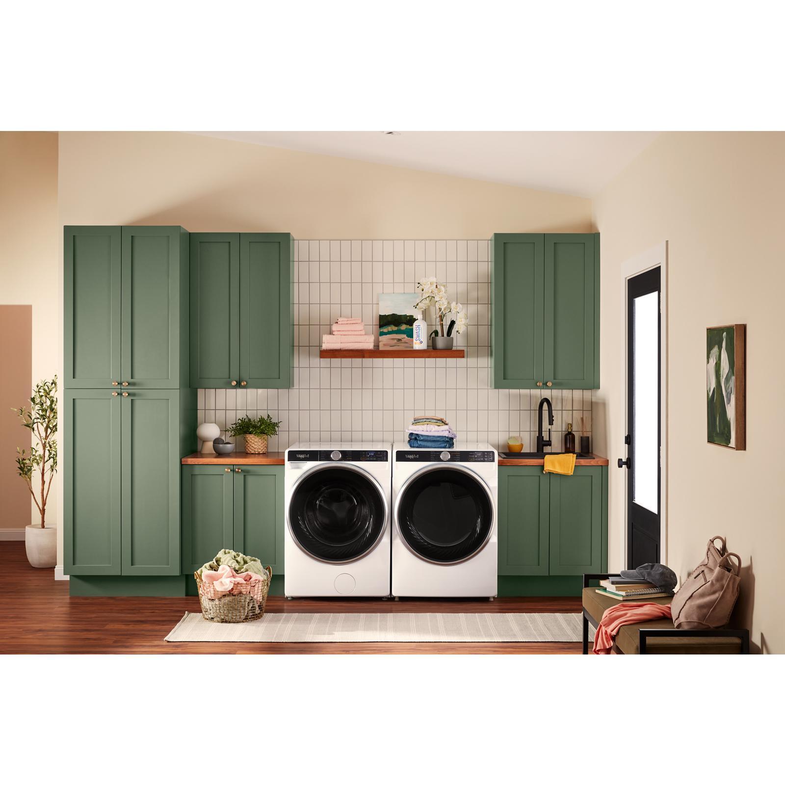 Whirlpool - 5.8 cu. Ft Front Load Washer in White - WFW6720RW
