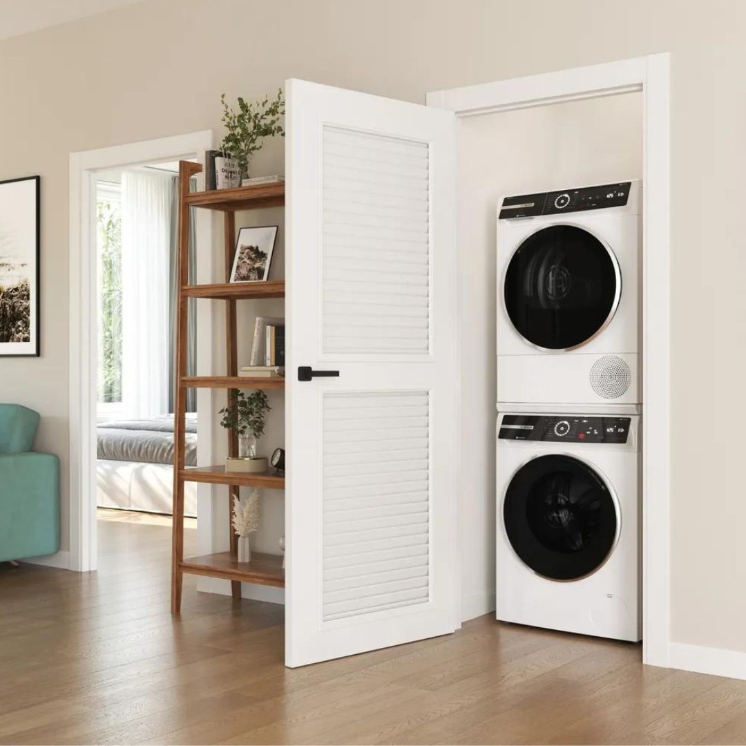 Bosch - 2.4 cu. Ft Front Load Compact Washer in White - WGB24600UC